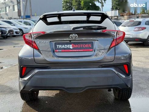 Toyota C-HR 2019 - фото 10