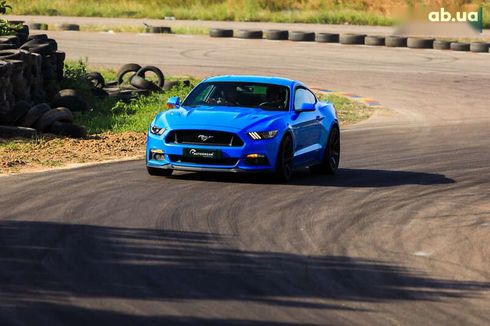 Ford Mustang 2017 - фото 15