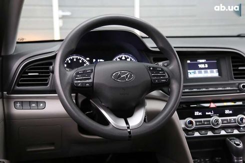 Hyundai Elantra 2019 - фото 14