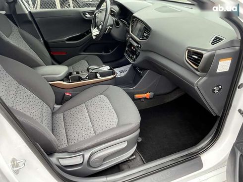 Hyundai Ioniq 2017 - фото 15