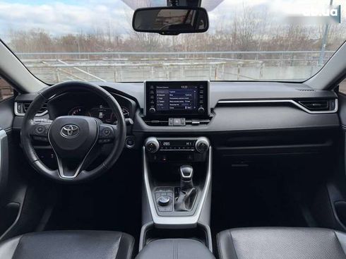 Toyota RAV4 2019 - фото 24