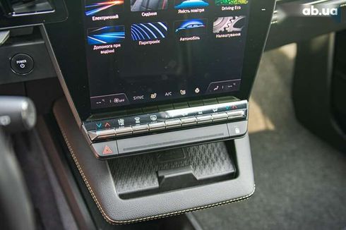 Renault Megane 2022 - фото 18