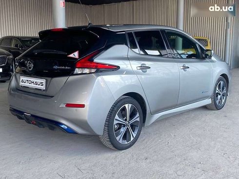 Nissan Leaf 2018 - фото 8