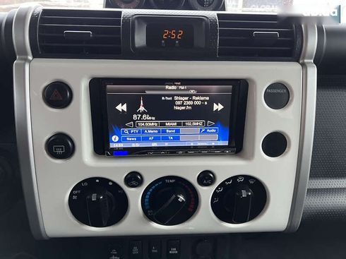 Toyota FJ Cruiser 2008 - фото 16