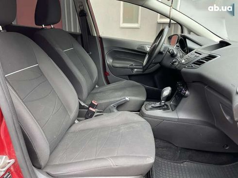 Ford Fiesta 2015 - фото 20