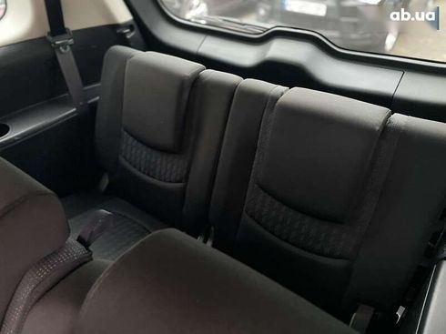 Mazda 5 2010 - фото 21