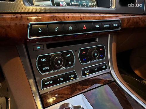 Jaguar XF 2014 - фото 13