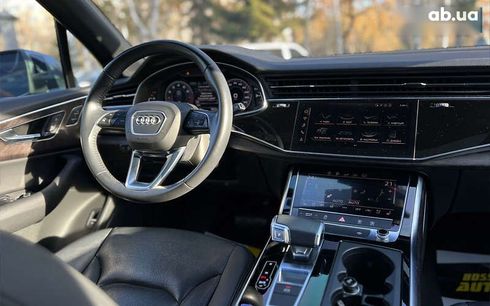 Audi Q7 2019 - фото 17