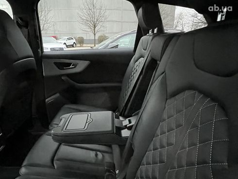 Audi Q7 2022 - фото 29