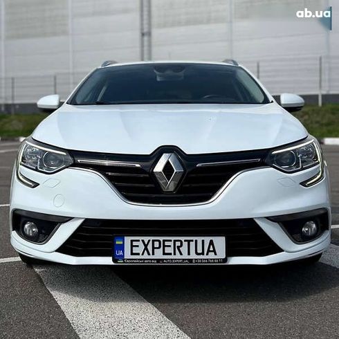 Renault Megane 2018 - фото 8