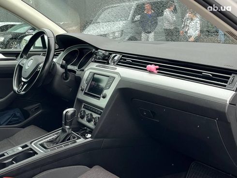 Volkswagen passat b8 2017 белый - фото 19
