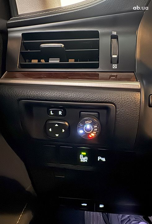 Lexus ES 2015 черный - фото 13