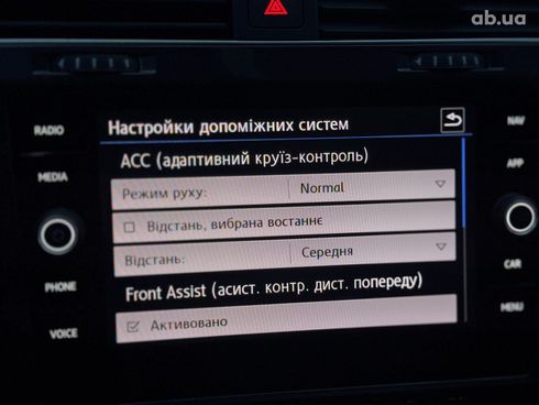 Volkswagen Golf 2019 - фото 12