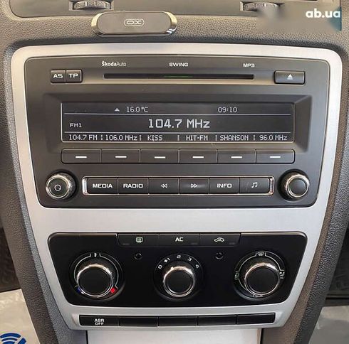 Skoda Octavia 2011 - фото 18