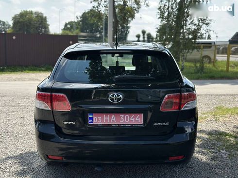 Toyota Avensis 2010 - фото 17