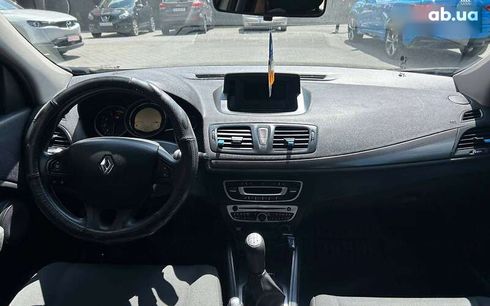 Renault Megane 2011 - фото 12