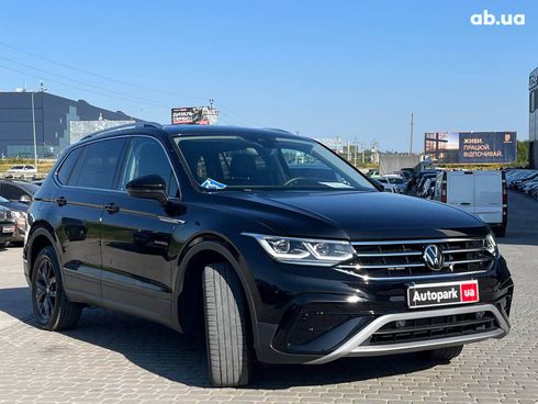 Volkswagen Tiguan 2021 черный - фото 3