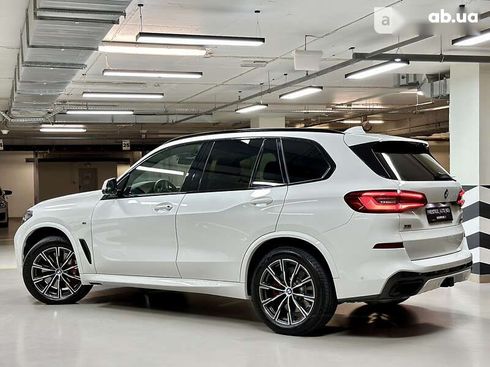 BMW X5 2021 - фото 21