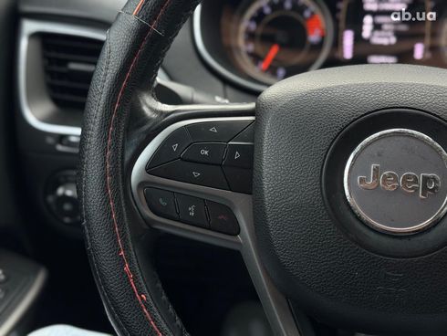 Jeep Cherokee 2018 белый - фото 32