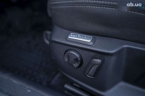 Volkswagen Passat 2018 - фото 18