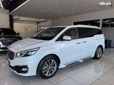 Продажа б/у Kia Carnival 2016 года - купить на Автобазаре