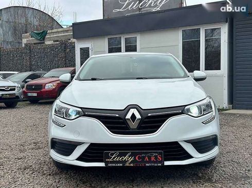 Renault Megane 2019 - фото 2