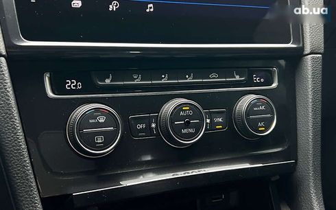 Volkswagen e-Golf 2017 - фото 21