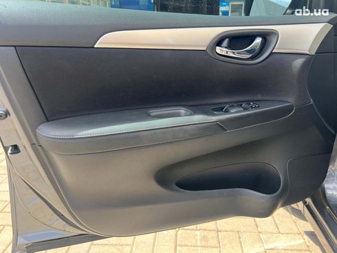 Nissan Sentra 2018 серый - фото 24