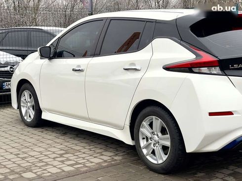 Nissan Leaf 2022 - фото 24