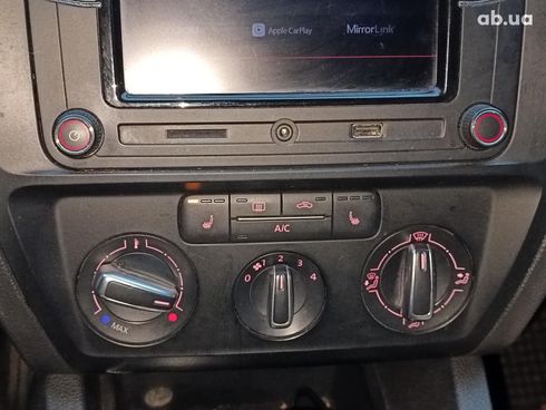 Volkswagen Jetta 2014 бежевый - фото 29