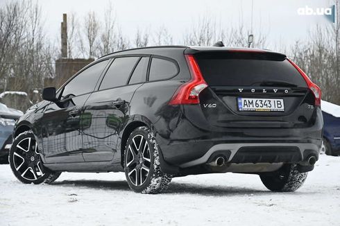 Volvo V60 2017 - фото 7