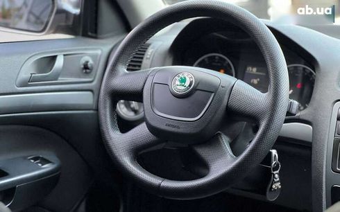 Skoda Octavia 2011 - фото 14