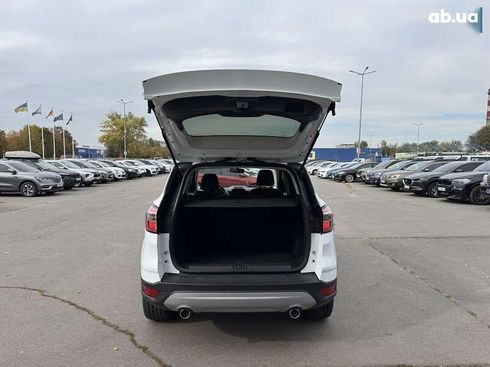 Ford Kuga 2016 - фото 9