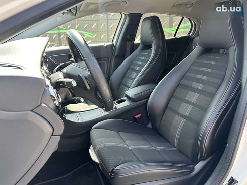 Mercedes-Benz GLA-Класс 2019 - фото 10