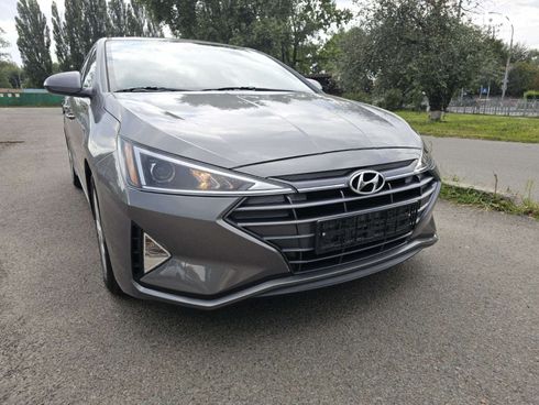 Hyundai Elantra 2019 серый - фото 3