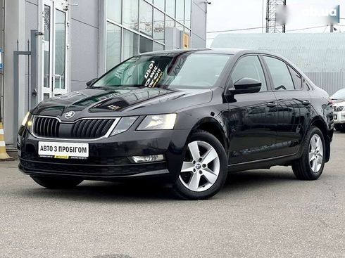 Skoda Octavia 2017 - фото 3