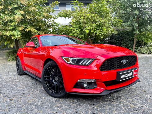 Ford Mustang 2017 красный - фото 6