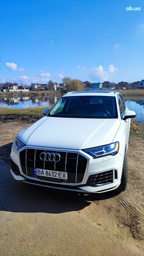 Audi Q7 2019 белый - фото 5