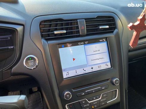 Ford Fusion 2017 - фото 15