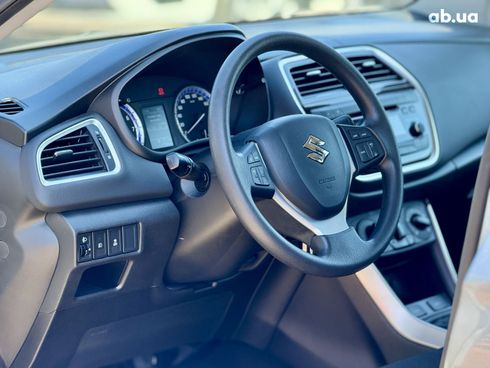 Suzuki SX4 2019 серый - фото 8