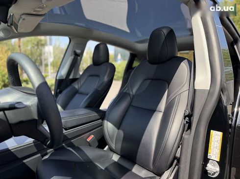Tesla Model Y 2021 - фото 18