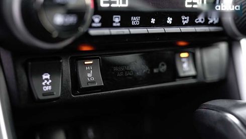 Toyota RAV4 2021 - фото 24