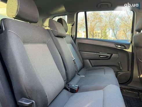 Opel Zafira 2011 - фото 19