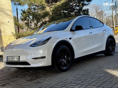 Tesla Model Y 2022 - фото 2