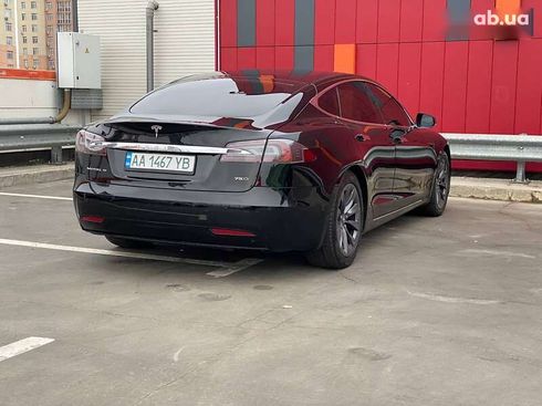Tesla Model S 2018 - фото 11