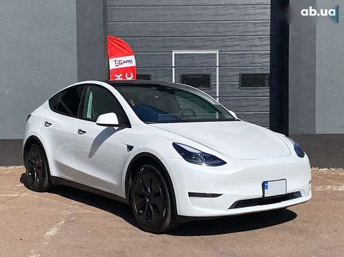 Tesla Model Y 2024 - фото 12