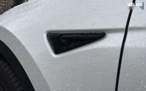 Tesla Model Y 2022 - фото 19