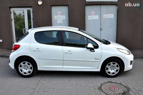 Peugeot 207 2011 - фото 12