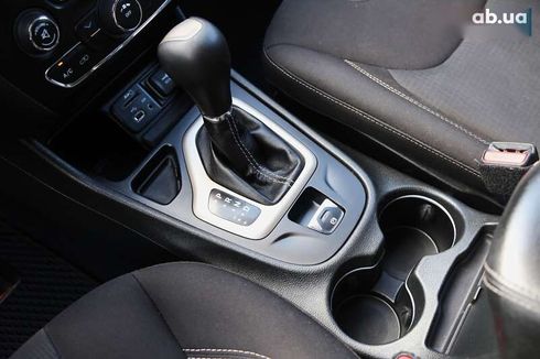 Jeep Cherokee 2015 - фото 21