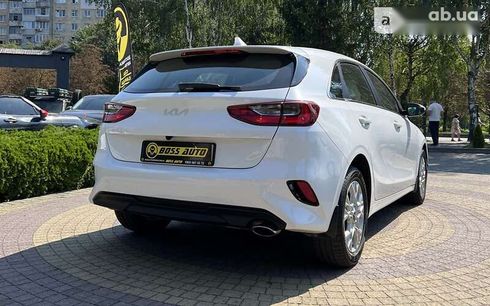 Kia Cee'd 2022 - фото 7